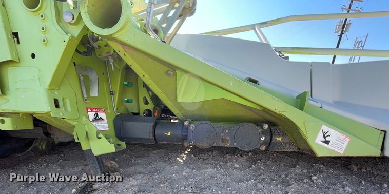 image for item DN5134 2015 Claas Orbis 750  rotary forage head