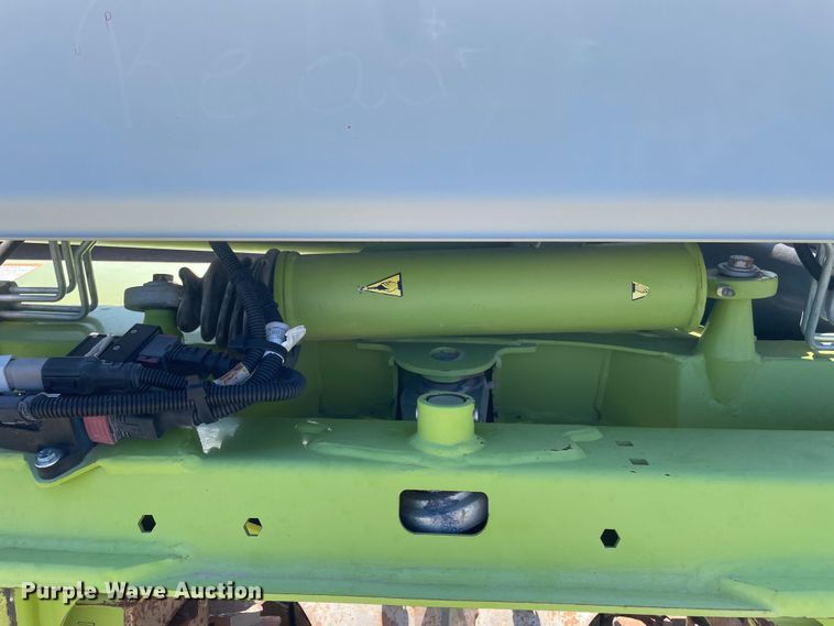 image for item DN5134 2015 Claas Orbis 750  rotary forage head