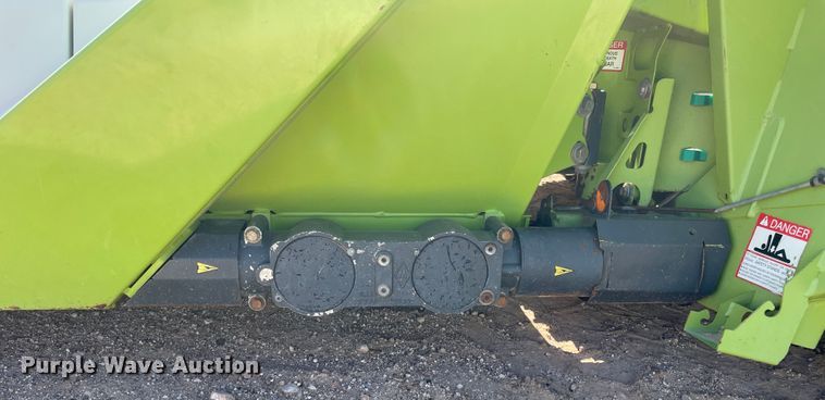 image for item DN5134 2015 Claas Orbis 750  rotary forage head