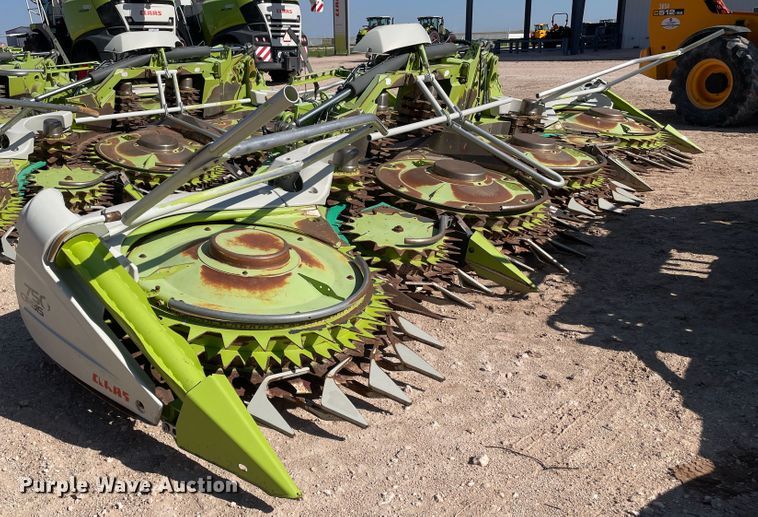 image for item DN5135 2015 Claas Orbis 750  rotary forage head