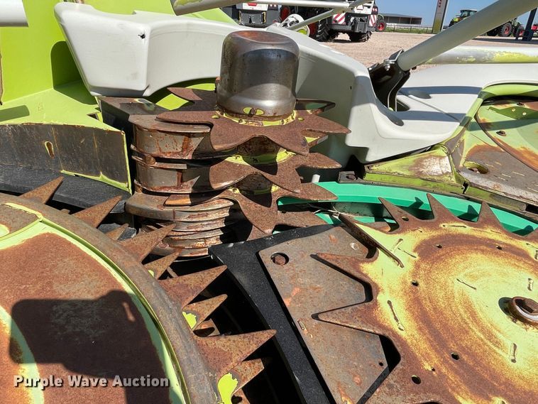 image for item DN5135 2015 Claas Orbis 750  rotary forage head