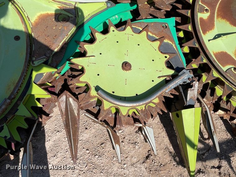 image for item DN5135 2015 Claas Orbis 750  rotary forage head