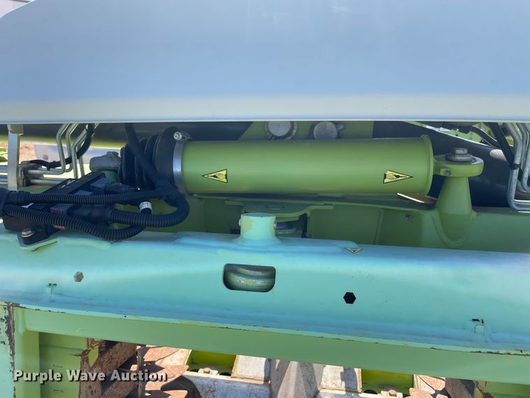 image for item DN5135 2015 Claas Orbis 750  rotary forage head