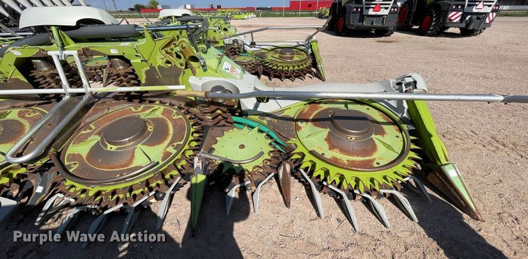 image for item DN5136 2015 Claas Orbis 750  rotary forage head