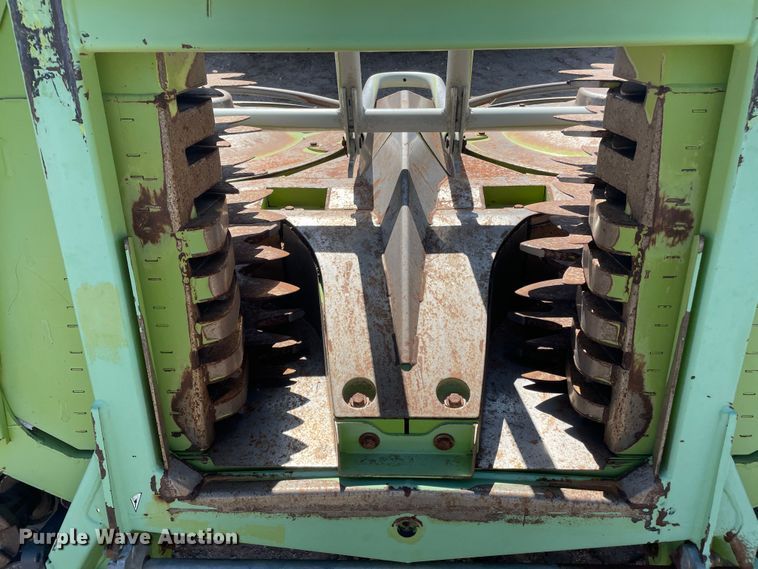 image for item DN5136 2015 Claas Orbis 750  rotary forage head