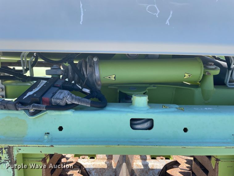 image for item DN5136 2015 Claas Orbis 750  rotary forage head