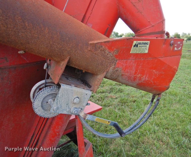 image for item DP4745 Gehl MX135  feed grinder/mixer