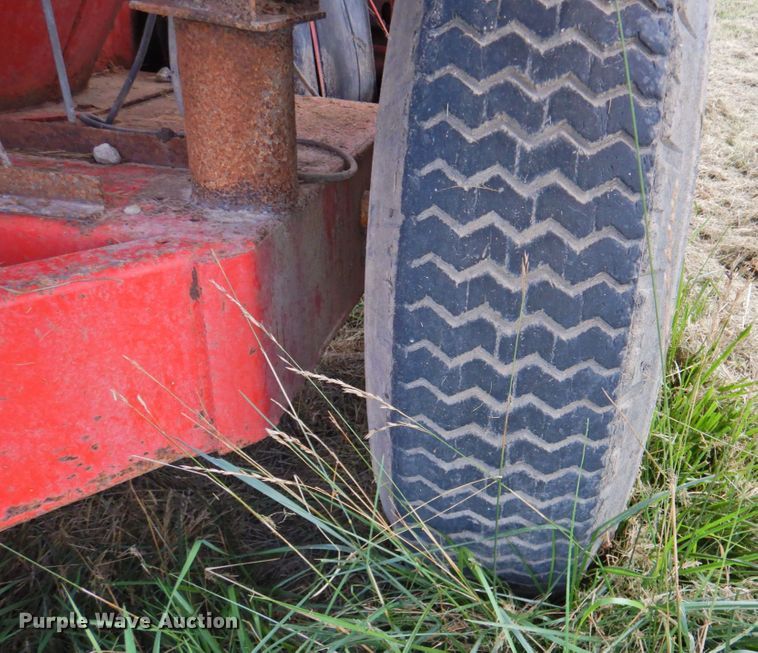 image for item DP4745 Gehl MX135  feed grinder/mixer