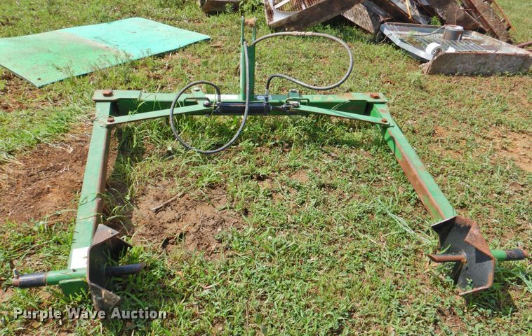 image for item DP4749 Tri-L 300C  bale unroller