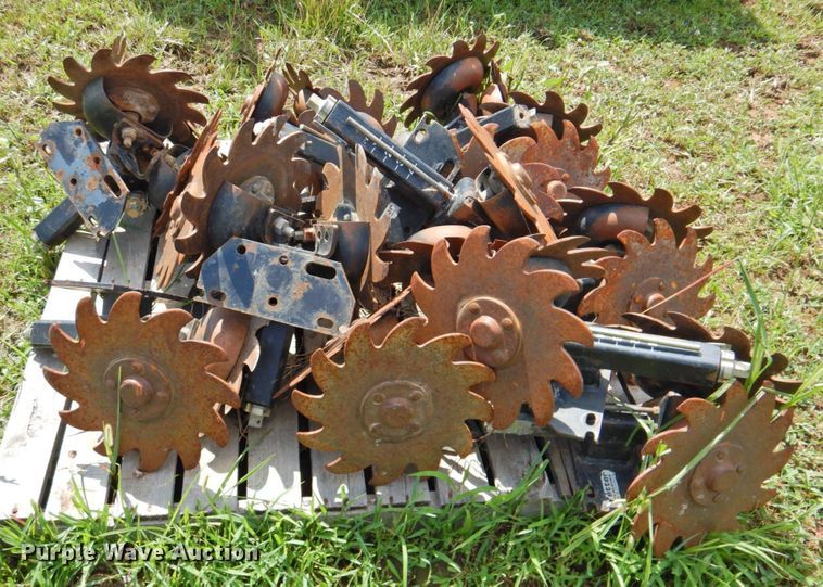 image for item DP4750 (15) Yetter row cleaners