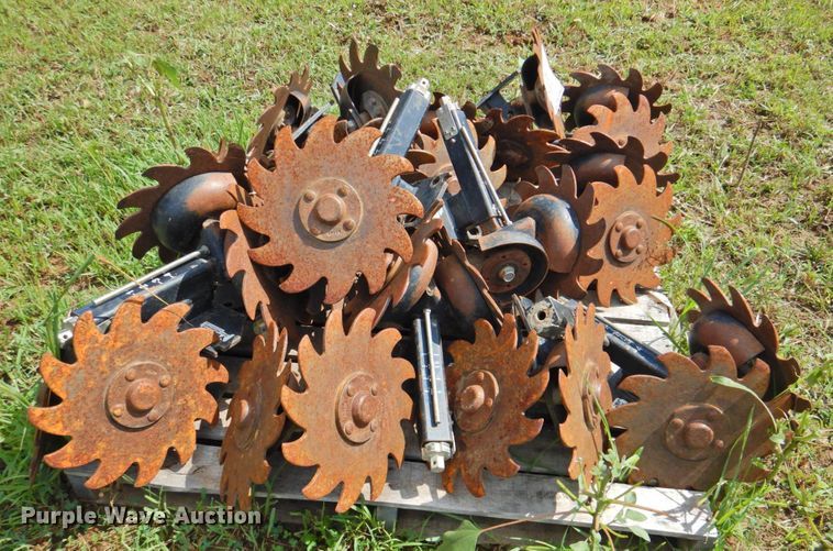 image for item DP4750 (15) Yetter row cleaners