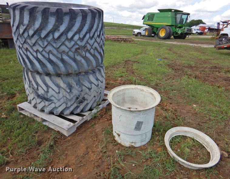 image for item DP4752 Flotation tires and wheel