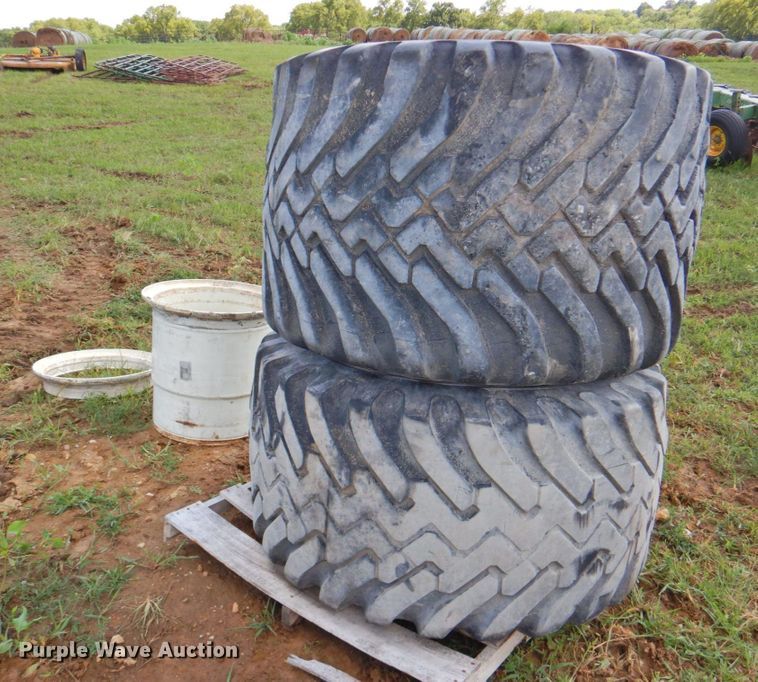 image for item DP4752 Flotation tires and wheel