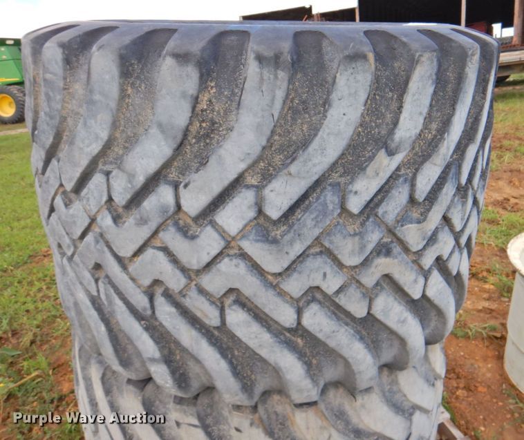 image for item DP4752 Flotation tires and wheel