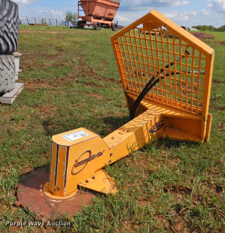 image for item DP4753 Houle  skid steer tree saw