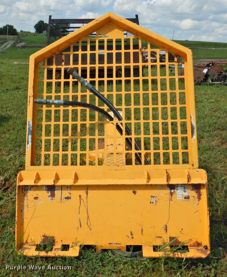 image for item DP4753 Houle  skid steer tree saw