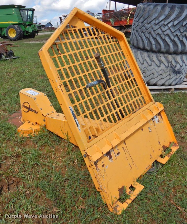 image for item DP4753 Houle  skid steer tree saw