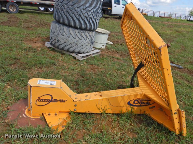image for item DP4753 Houle  skid steer tree saw