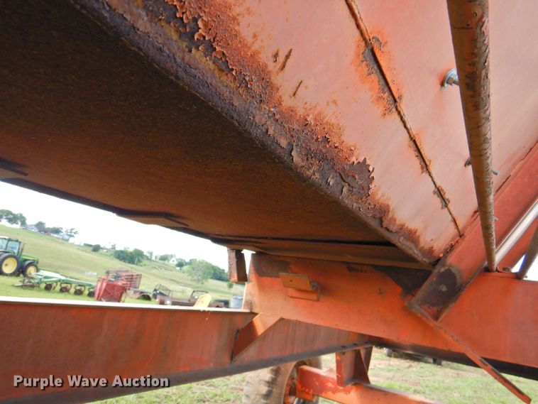 image for item DP4760 Richardton  silage dump wagon