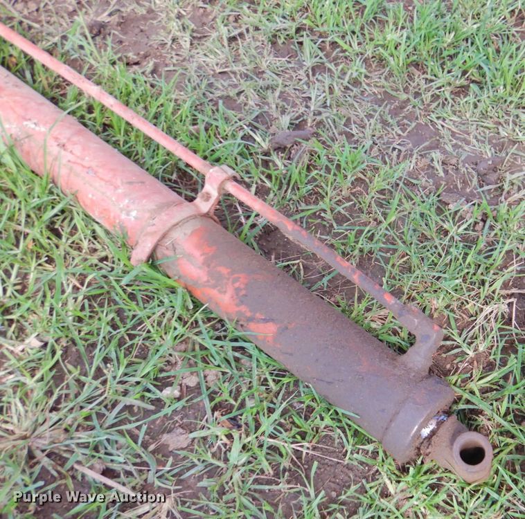 image for item DP4760 Richardton  silage dump wagon