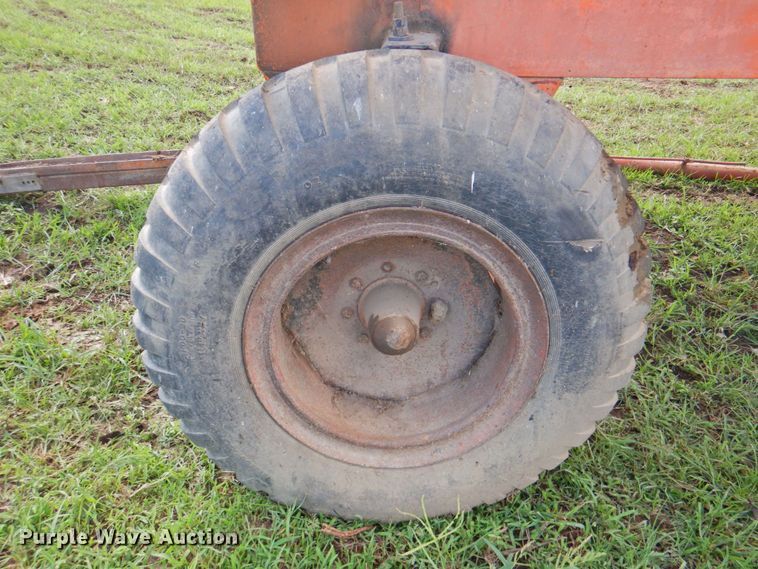 image for item DP4760 Richardton  silage dump wagon