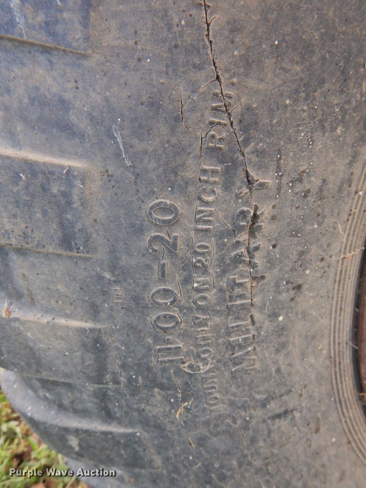 image for item DP4760 Richardton  silage dump wagon