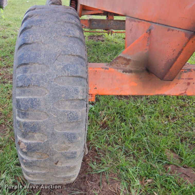 image for item DP4760 Richardton  silage dump wagon