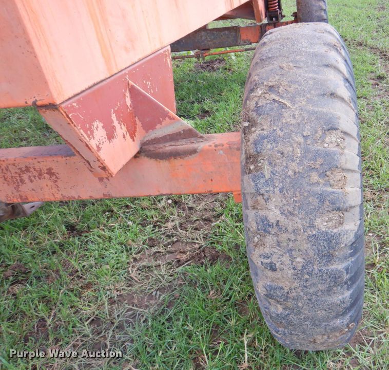 image for item DP4760 Richardton  silage dump wagon