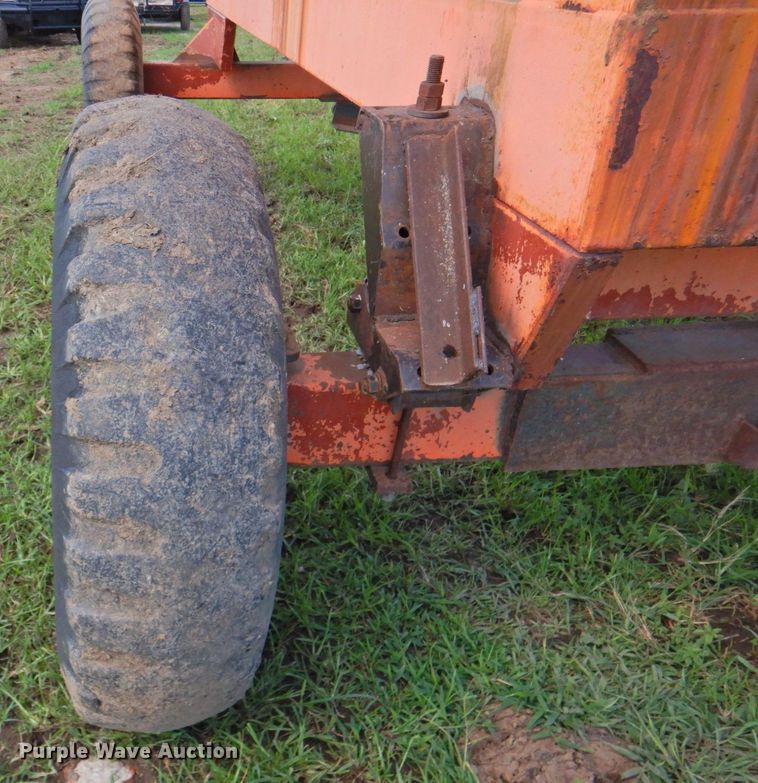 image for item DP4760 Richardton  silage dump wagon