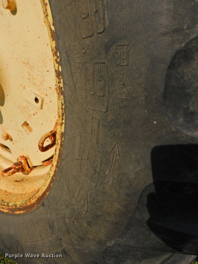 image for item DP4803 1962 John Deere 4010  tractor