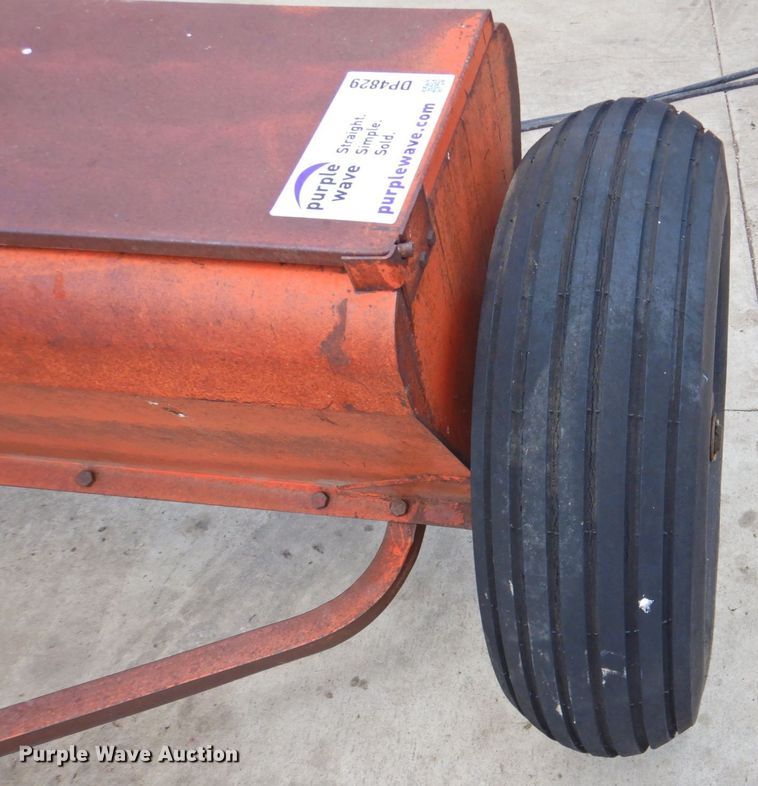 image for item DP4829 New Idea Eez-Flow  drop seeder