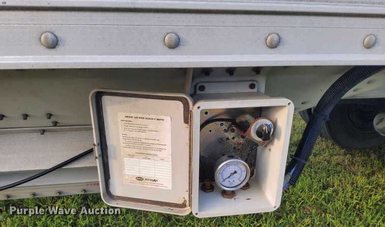 image for item DR0934 2002 Timpte  grain trailer