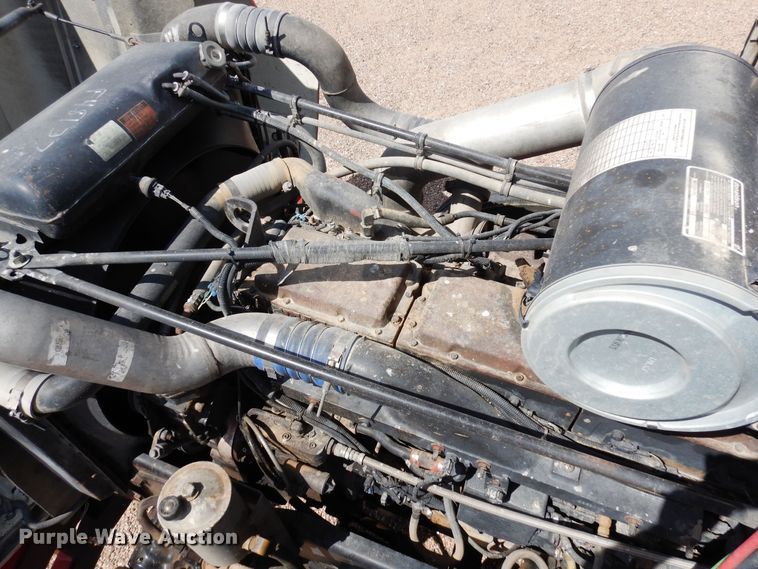 image for item DR1282 1999 Freightliner FLD  grain truck