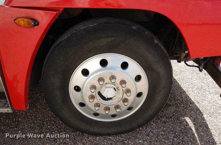 image for item DR1282 1999 Freightliner FLD  grain truck