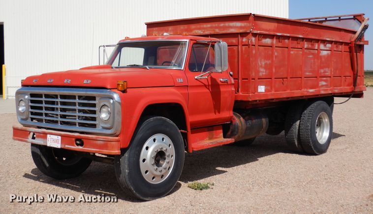 image for item DR1287 1975 Ford F750  grain truck
