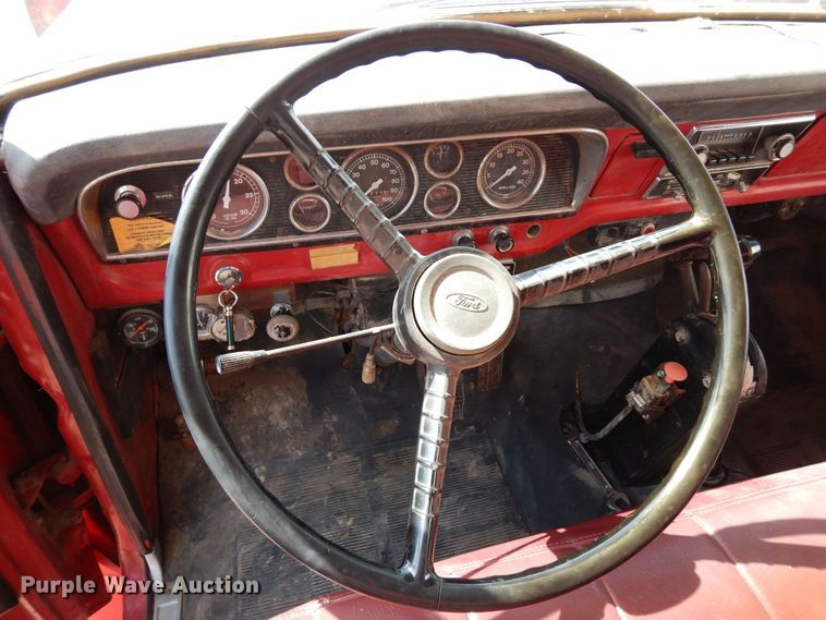 image for item DR1287 1975 Ford F750  grain truck