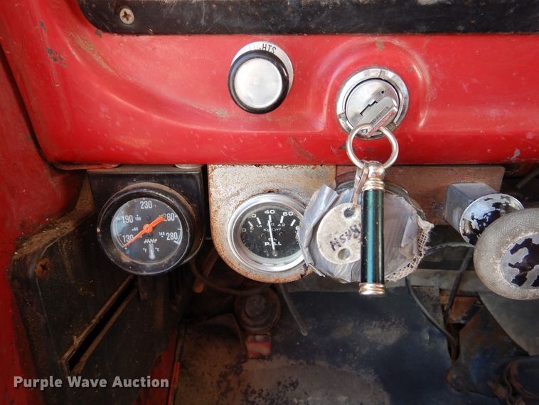 image for item DR1287 1975 Ford F750  grain truck