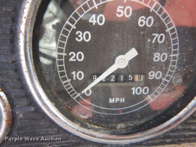 image for item DR1287 1975 Ford F750  grain truck