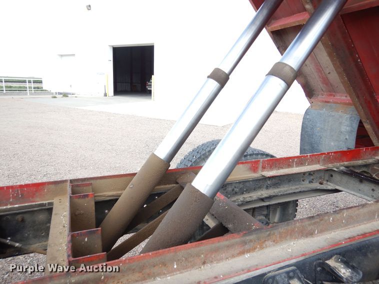 image for item DR1287 1975 Ford F750  grain truck