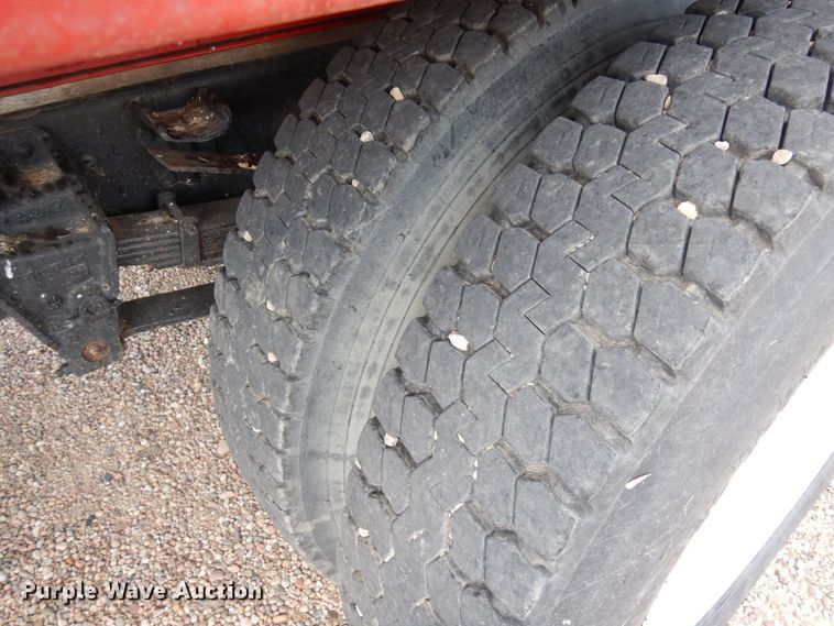 image for item DR1287 1975 Ford F750  grain truck