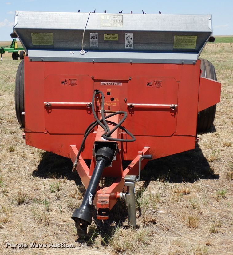 image for item DR1293 H&S 430  manure spreader