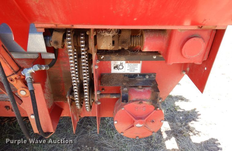 image for item DR1293 H&S 430  manure spreader