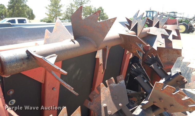 image for item DR1293 H&S 430  manure spreader