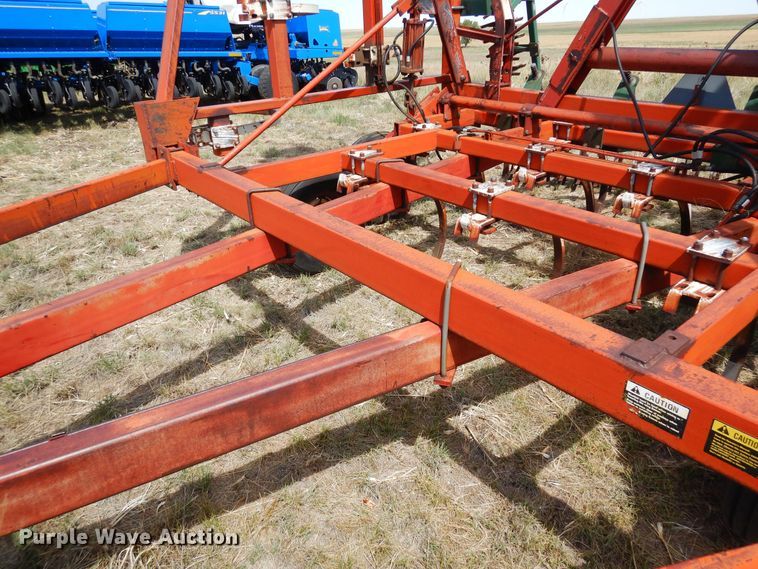 image for item DR1299 International  chisel