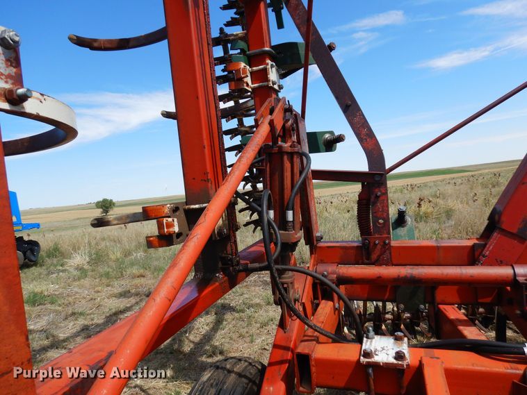 image for item DR1299 International  chisel