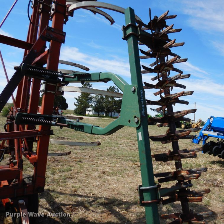 image for item DR1299 International  chisel