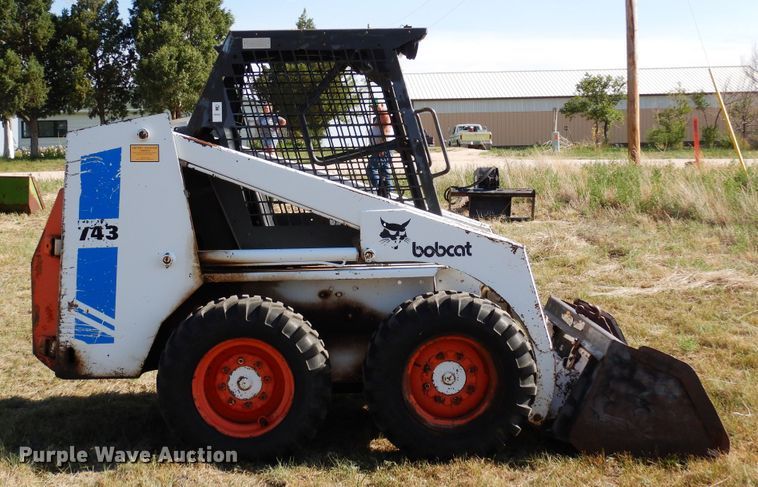 image for item DR1304 1981 Bobcat 743  skid steer loader