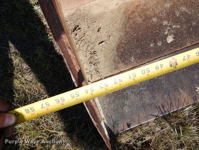 image for item DR1304 1981 Bobcat 743  skid steer loader