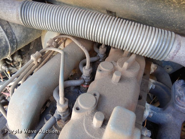 image for item DR1304 1981 Bobcat 743  skid steer loader