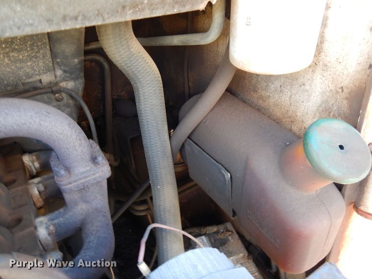 image for item DR1304 1981 Bobcat 743  skid steer loader